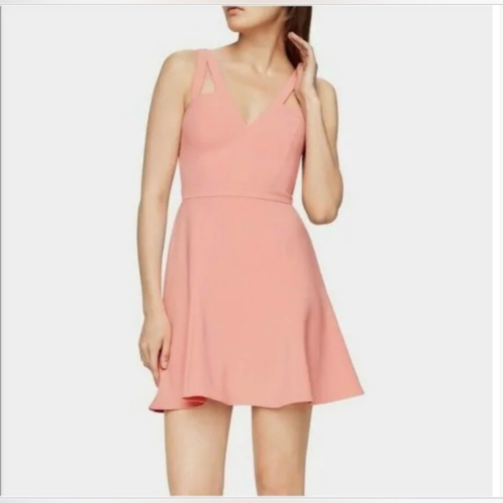 BCBGMAXAZRIA SIZE 02 Mini V Neck coral color dress